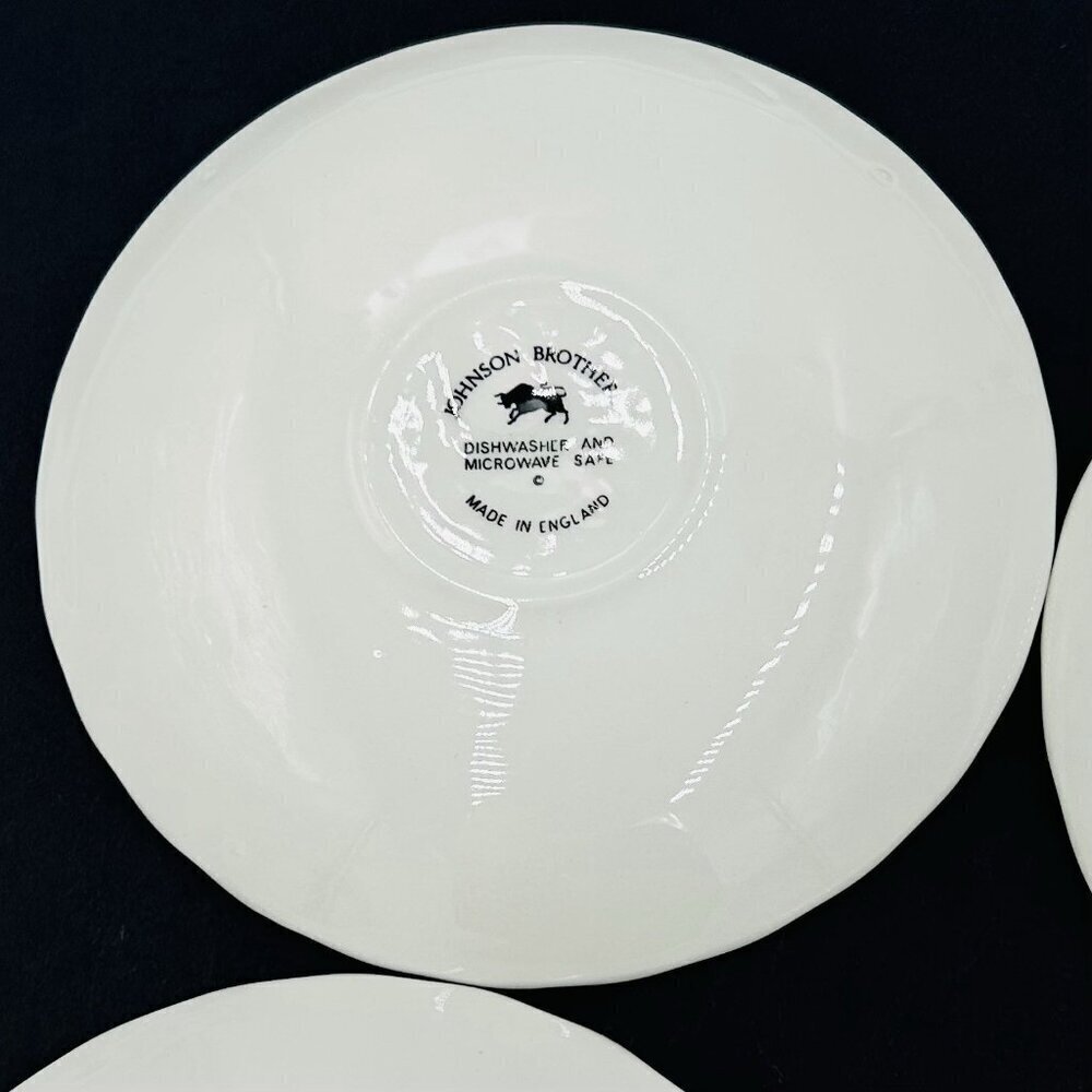 Johnson Brothers White Regency Swirl Ironstone Teacup Saucers England Set Of 4 - Picture 10 of 13